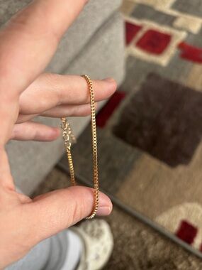 Gold Box Chain Bracelet - Elegant Women's Jewelry